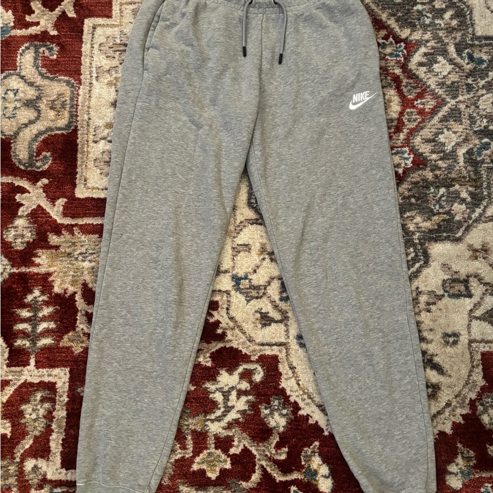 Nike Women's Gray Sweatpants XS